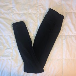 Black Lululemon leggings